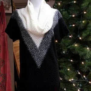 BLK/WHT/GREY SWEATER DRESS